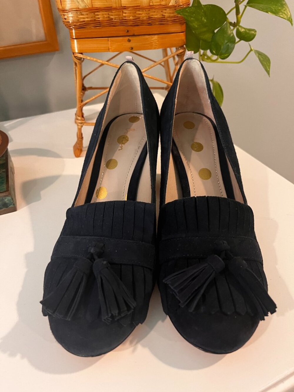 Boden Pippa Block Heeled Loafers - Size 38 US 7 - Navy Suede Tassels